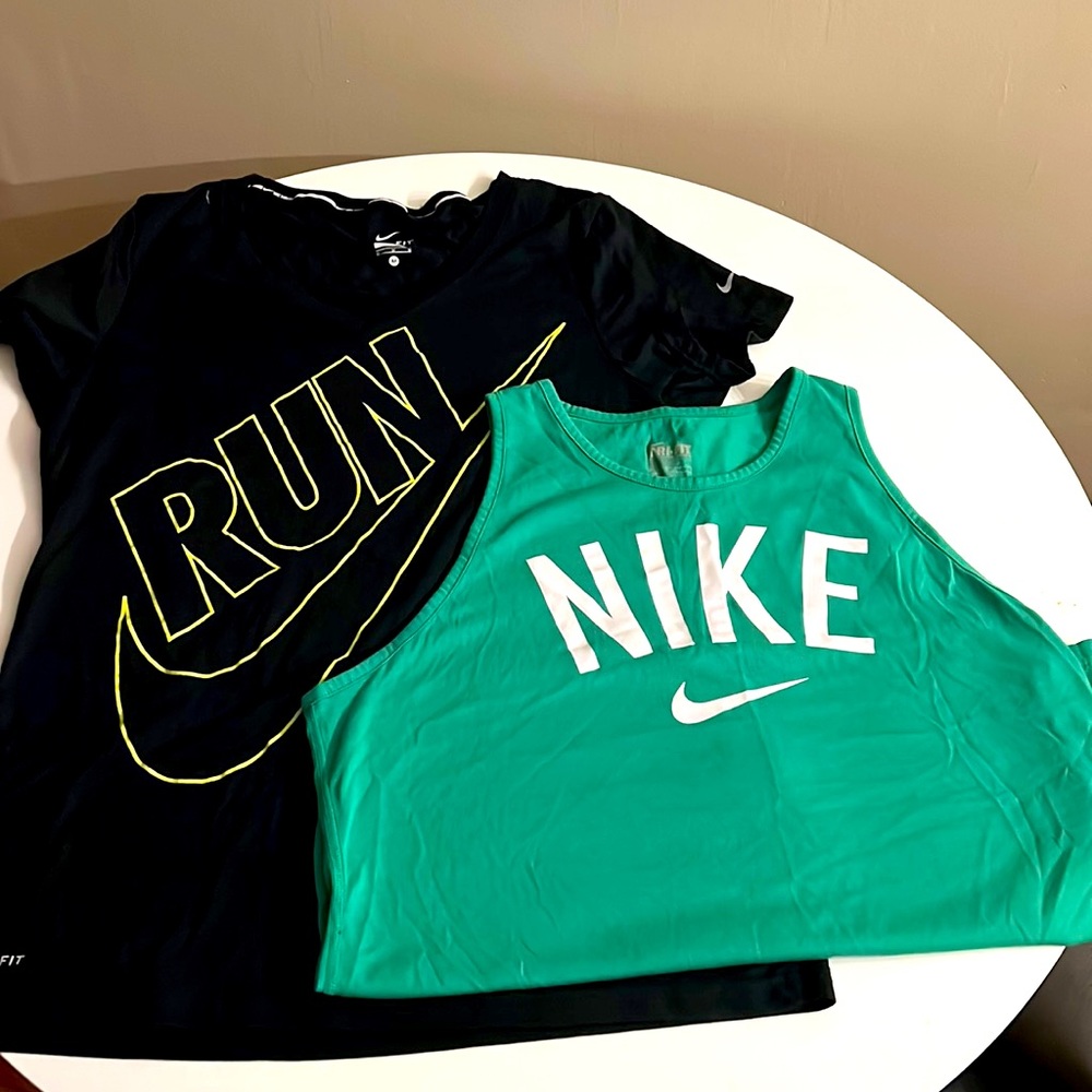 Women’s Nike workout tops